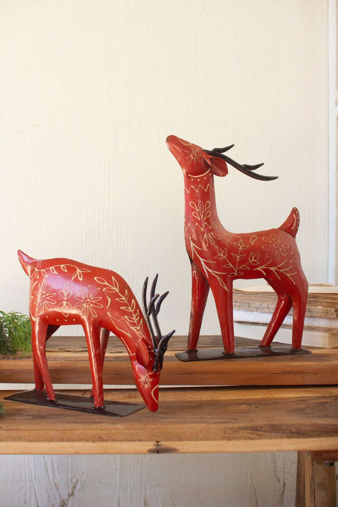 Set of 2 Painted Recycled Metal Folk Reindeer