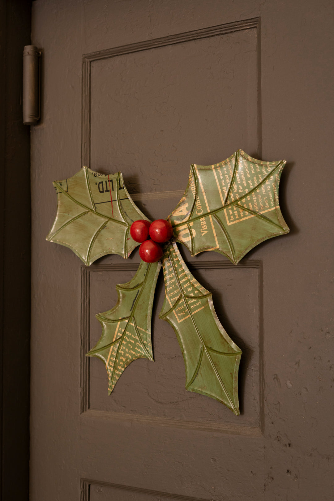 Recycled Metal Holly Door Hanger