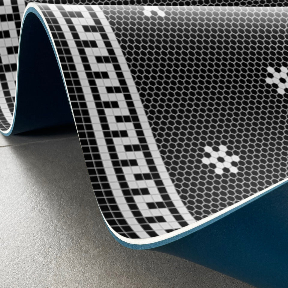 Adama Vinyl Cushioned Comfort Floor Mat (NewYork_B)