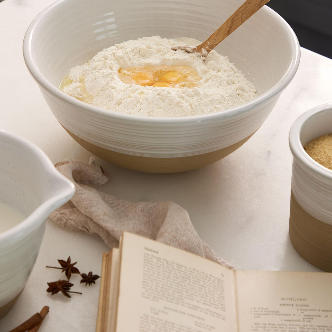 Costa Nova Scotia Fine Stoneware Dinnerware (Vanilla/Beige)