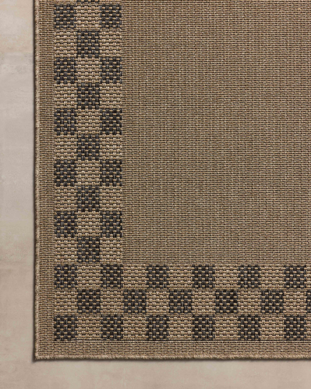 Chris Loves Julia x Loloi Providence Natural / Charcoal Indoor/Outdoor Accent Rug (PRC-01)