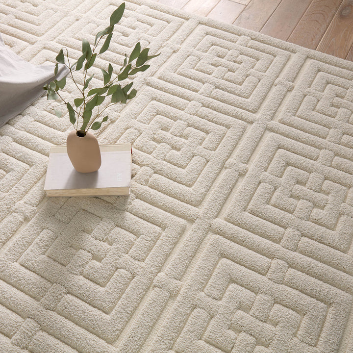 Jaipur Living Marvelle Geometric Cream Area Rug (PETROS - PTR01)