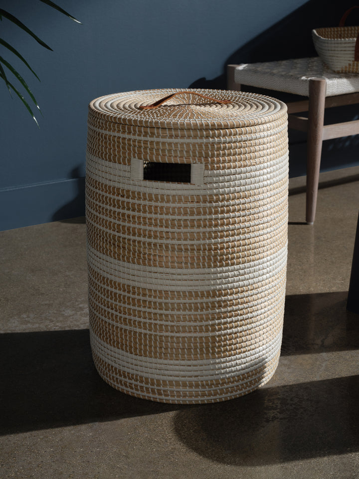 Olinda Natural Seagrass Hamper (White/Natural)