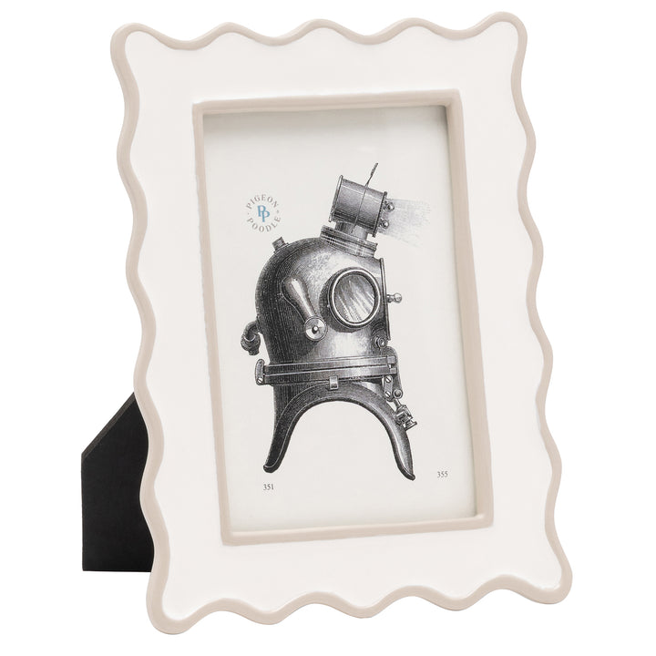 Keira Enamel Picture Frame (White/Cream)