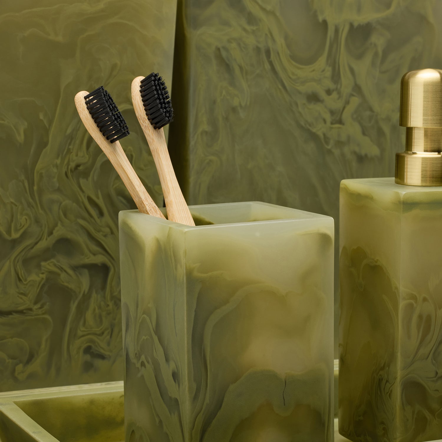 Novo Pale Jade Swirled Resin Bathroom Accessories - Thumbnail 5