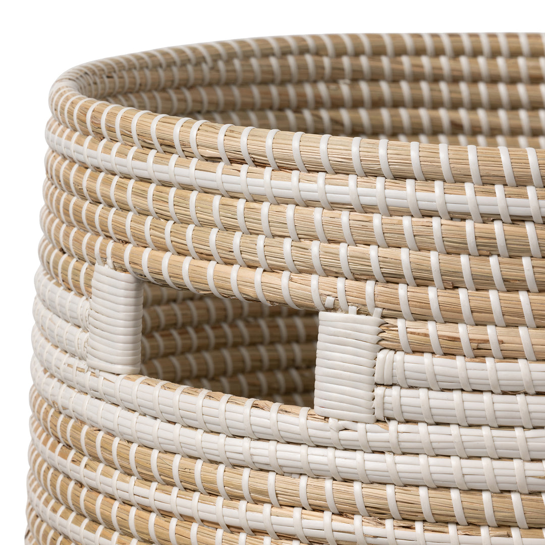 Olinda Natural Seagrass Hamper (White/Natural)