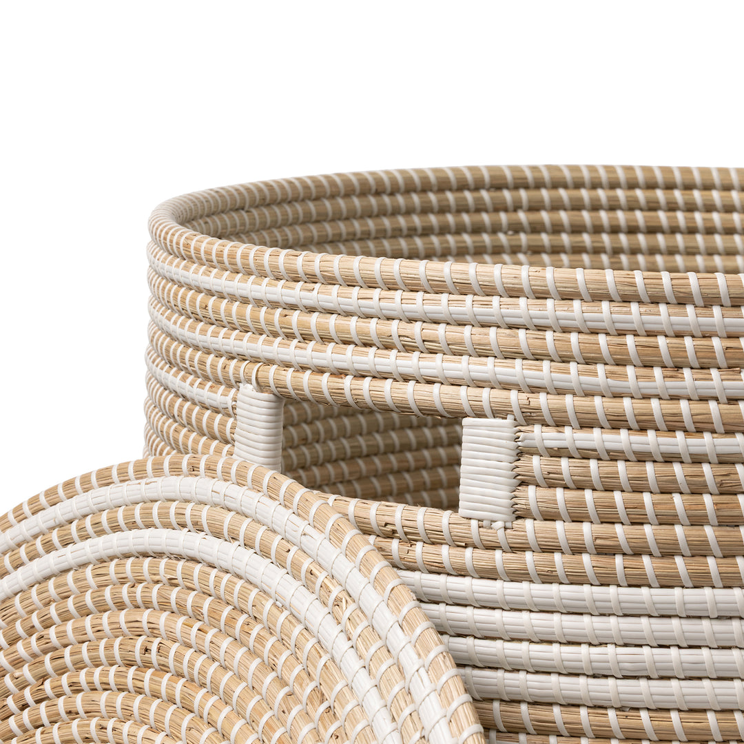 Olinda Natural Seagrass Oversized Hamper (White/Natural)