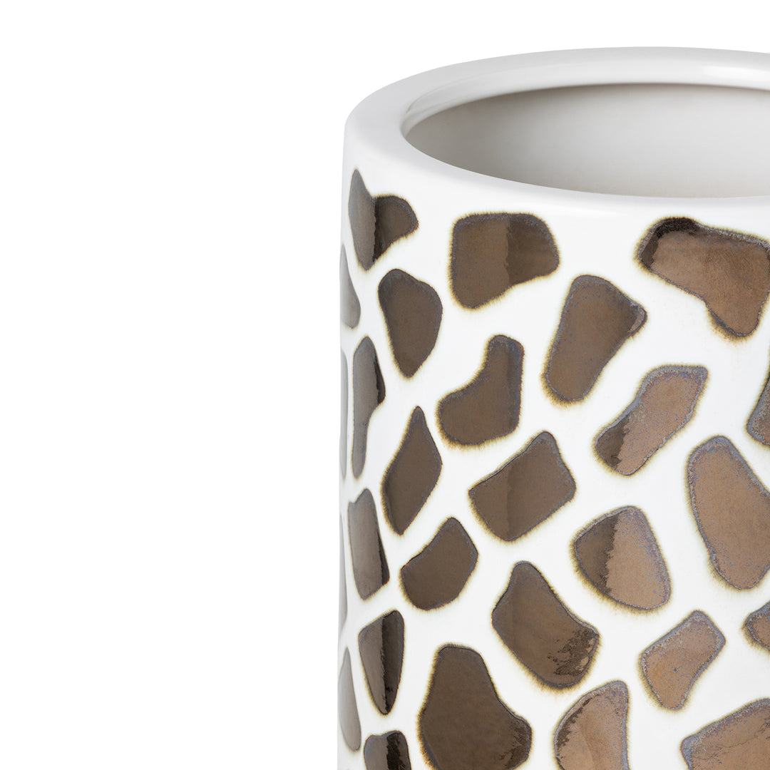 Yuba Giraffe Ceramic Umbrella Stand (White/Burnt Gold)