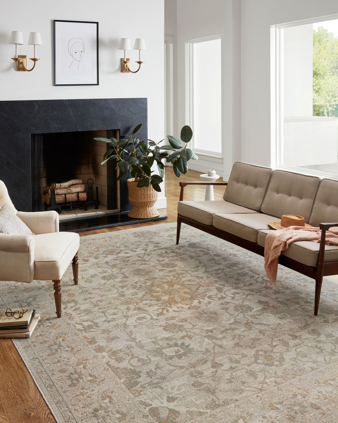 Chris Loves Julia x Loloi Rosemarie Ivory / Natural Accent Rug (ROE-02)