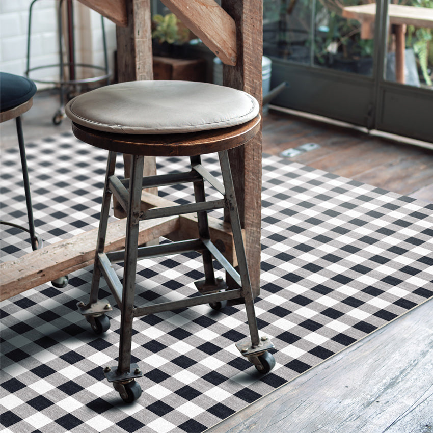 Adama Vinyl Floor Rug (Gingham Check Black)