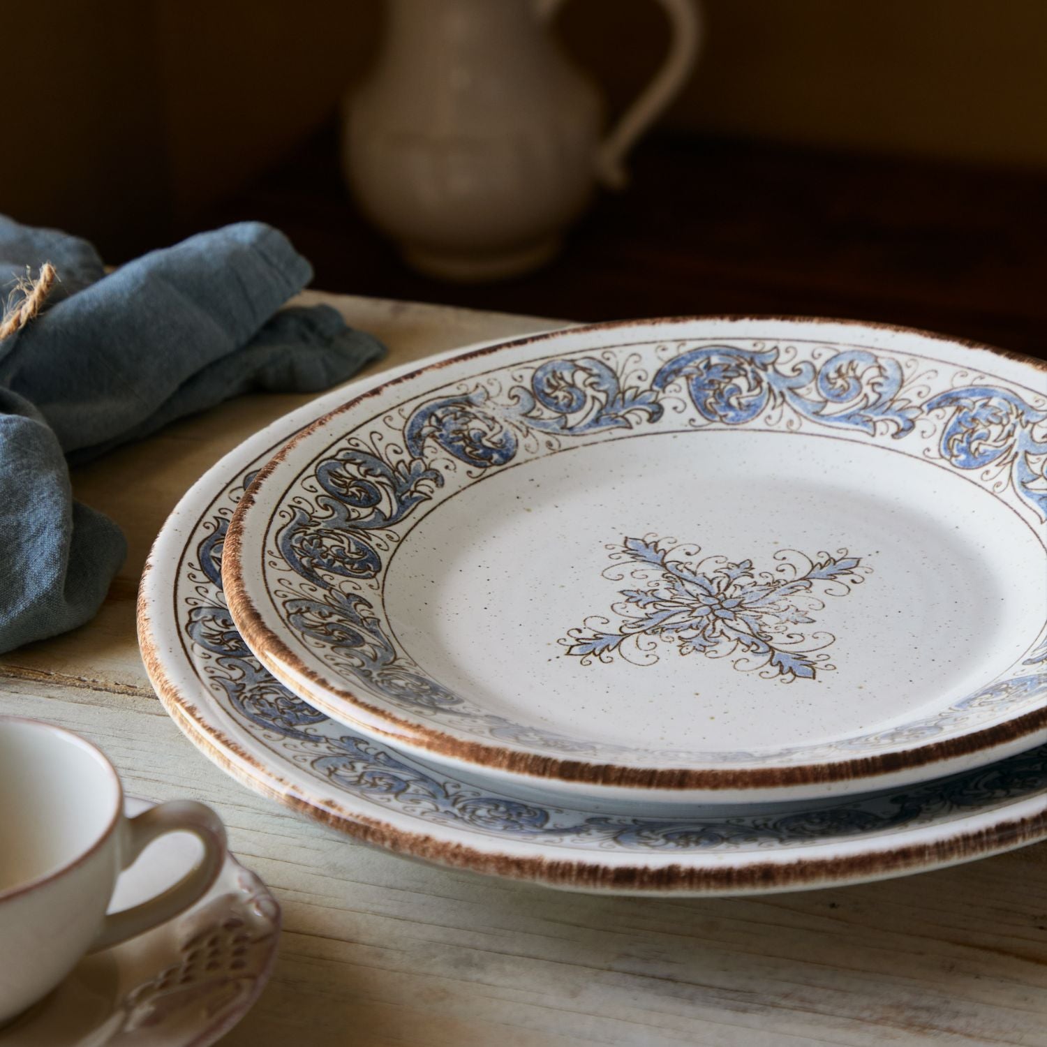 Casafina Sardegna Fine Stoneware Dinnerware (White/Blue) – Hudson