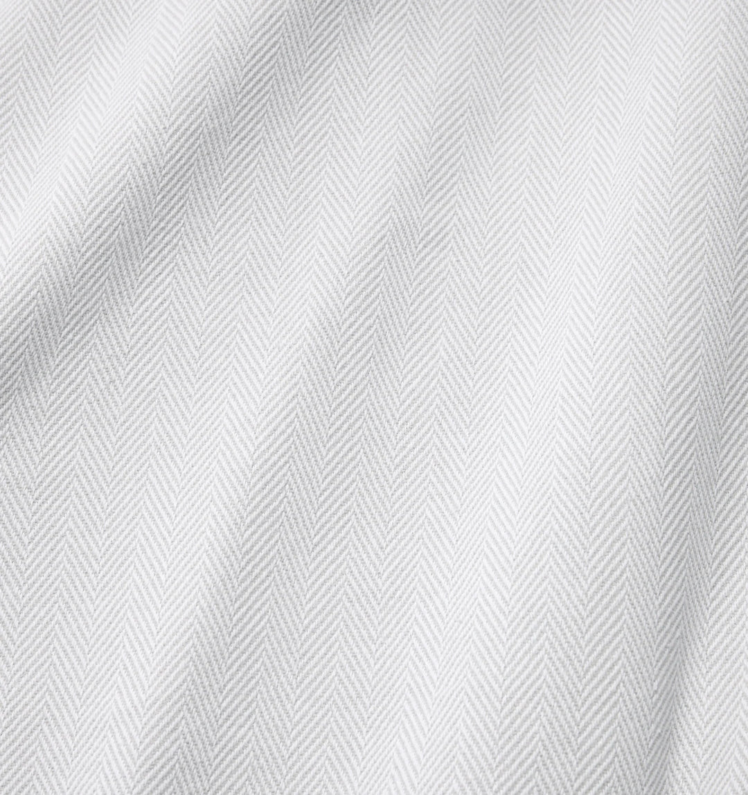 Sferra Celine Herringbone Weave Throw (White/Lunar)