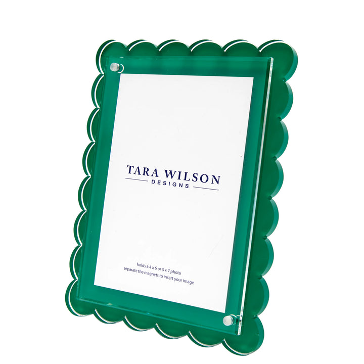 Scallop Green Lucite Picture Frame (5x7)