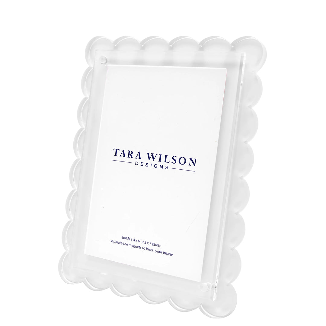 Scallop White Lucite Picture Frame (5x7)