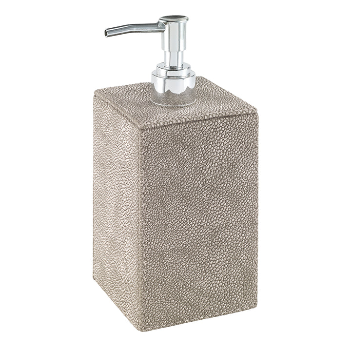 Stingray Vinyl Bathroom Accessories (Pearl)