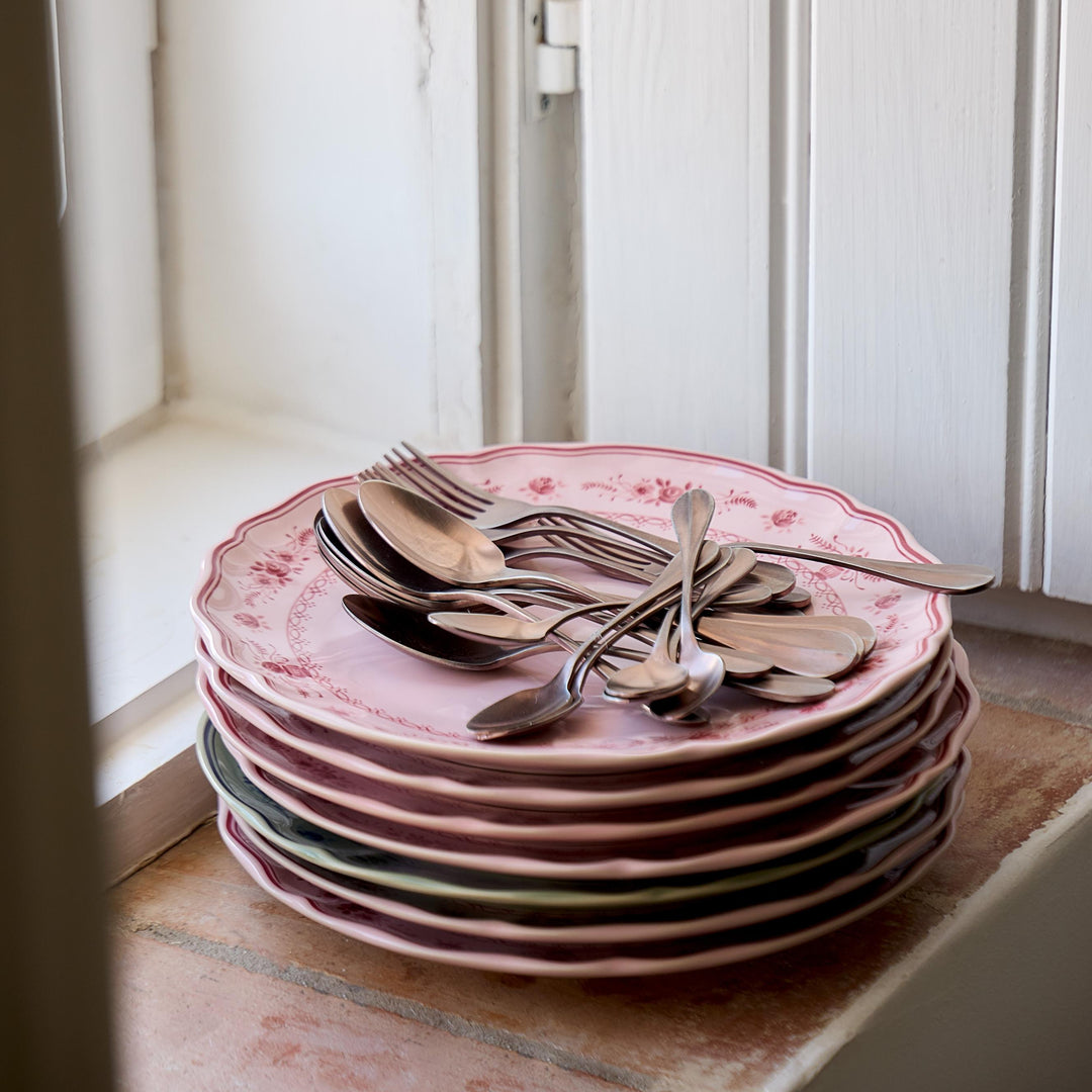 Costa Nova Vila Fine Stoneware Dinnerware (Pink-Red)