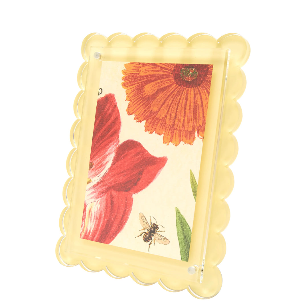 Scallop Pastel Yellow Lucite Picture Frame (5x7)