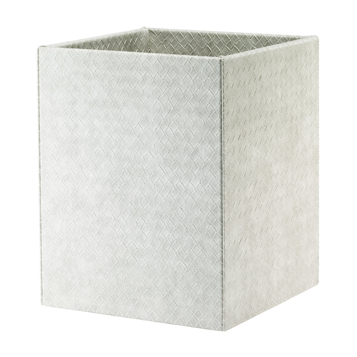 Tressé Collection Vinyl Bathroom Accessories