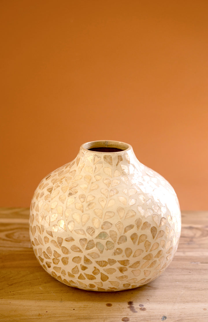 Spun Bamboo Vase with Neutral Capiz Shell Detail / Short