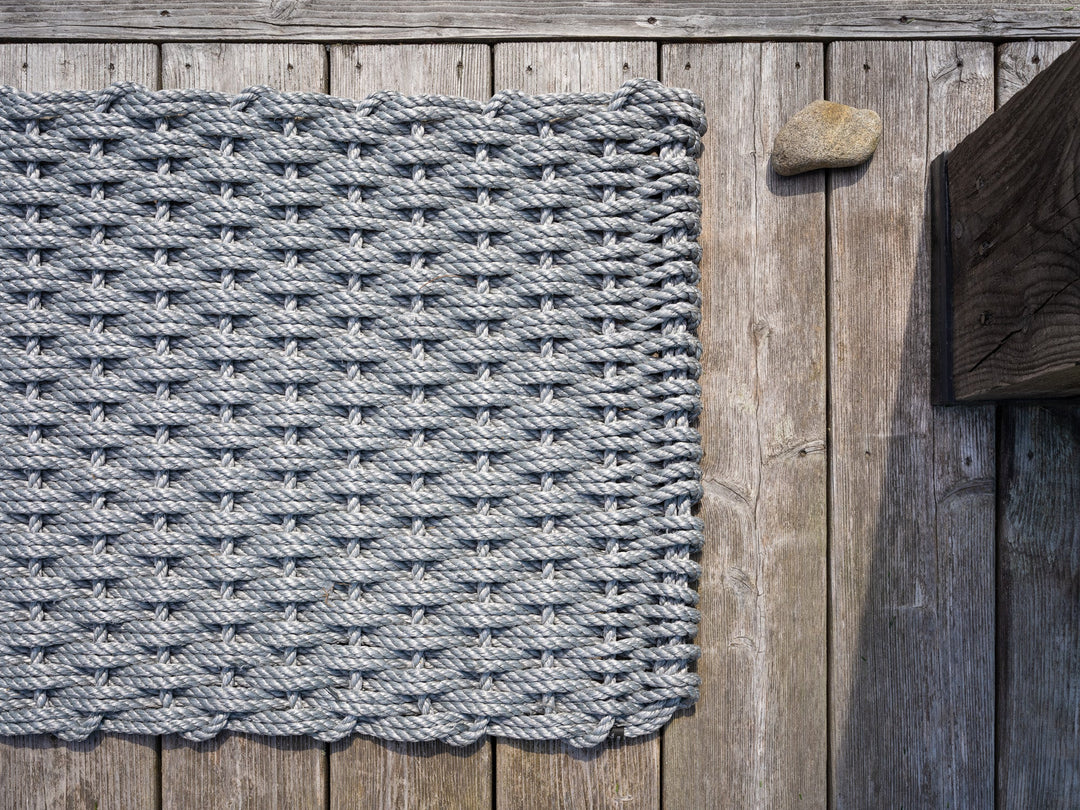 The Rope Co. Collection Handwoven Doormat (Weathered Gray)