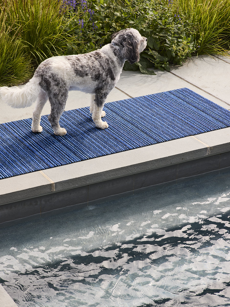 Chilewich Skinny Stripe Shag Floor Mats (Ocean)