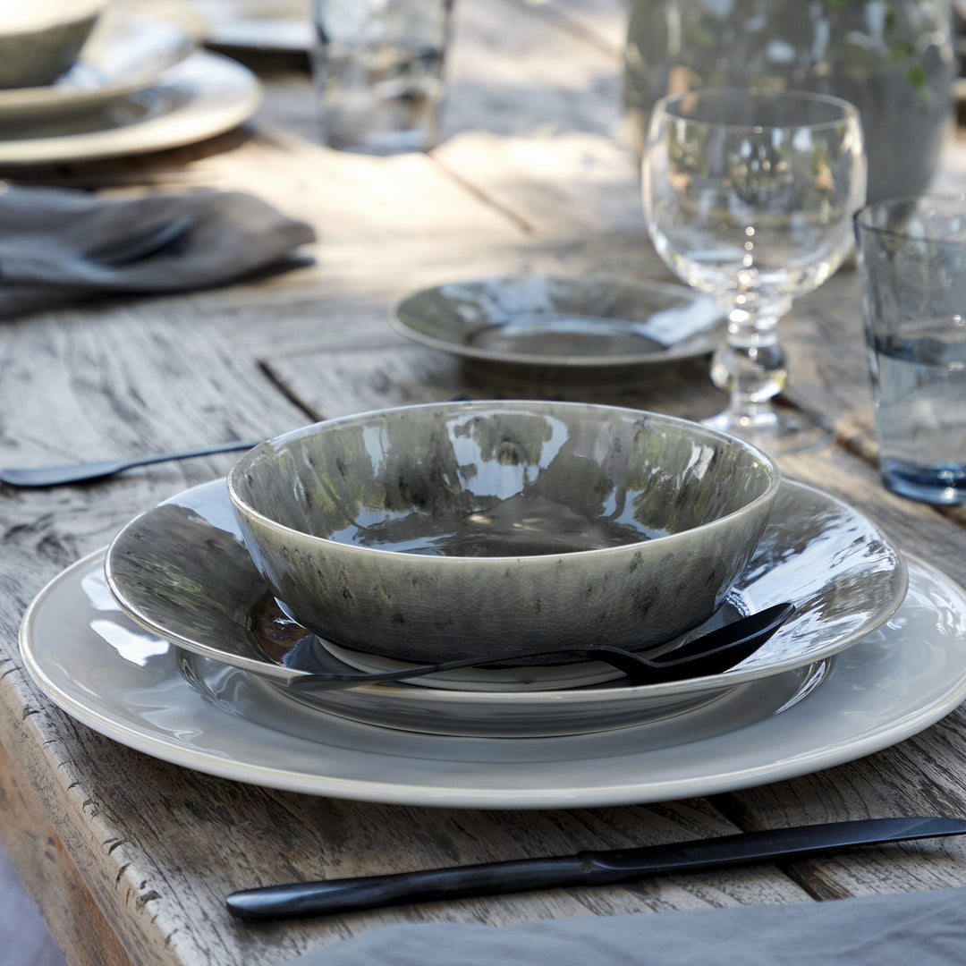 Costa Nova Madeira Fine Stoneware Dinnerware (Grey)