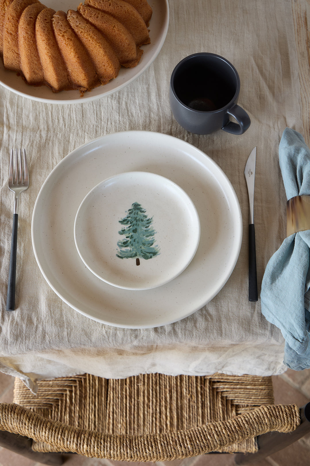 Casafina by Costa Nova Pacifica Christmas Tree Stoneware Dinnerware