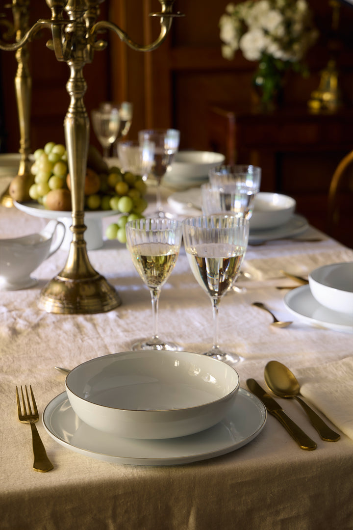 Costa Nova Resonance Porcelain Dinnerware (White/Gold)