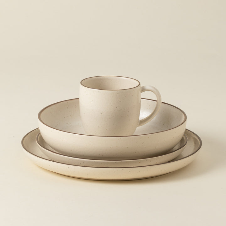 Casafina Monterosa Fine Stoneware Dinnerware (Cream-Cocoa)