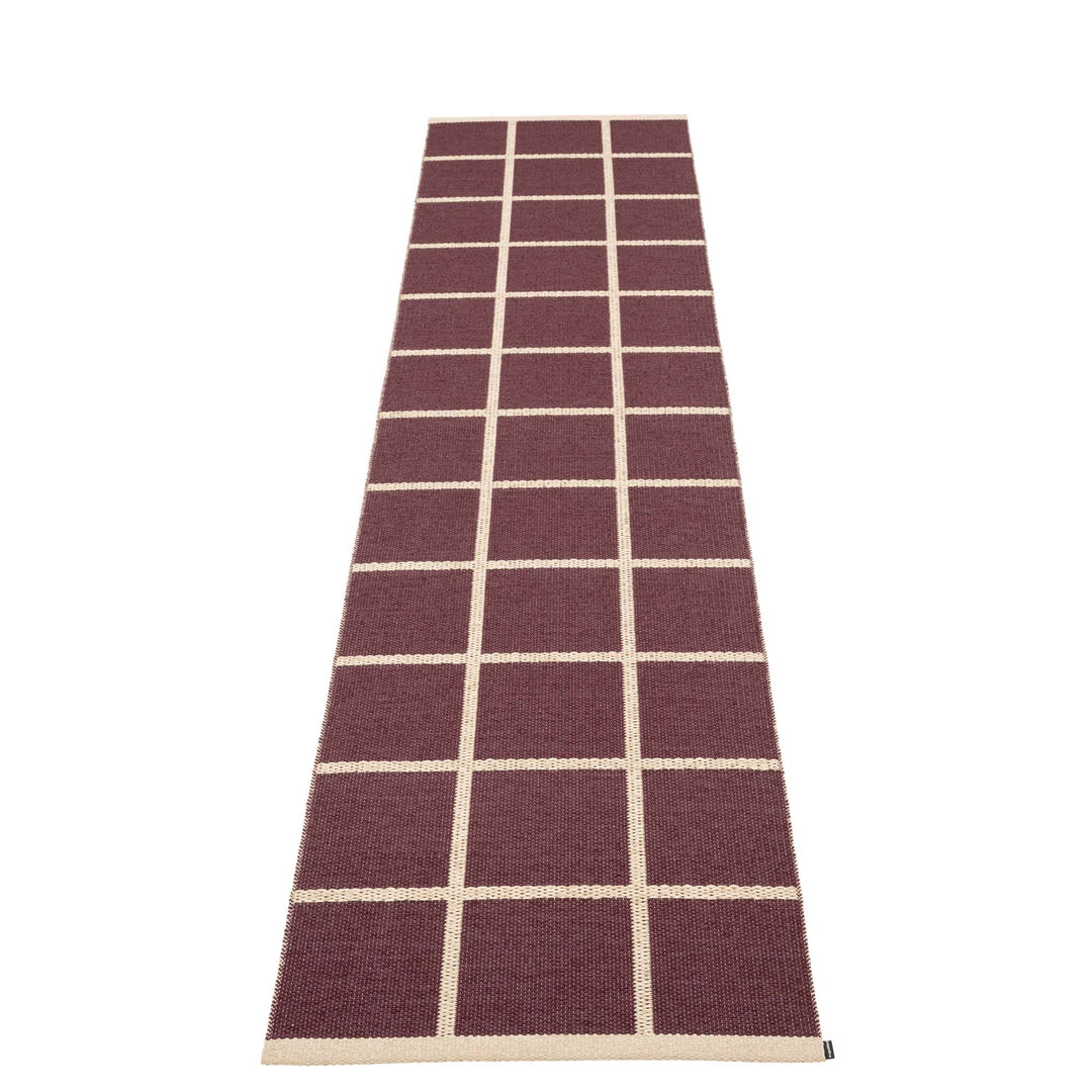 Criss Burgundy Indoor & Outdoor Woven Rug