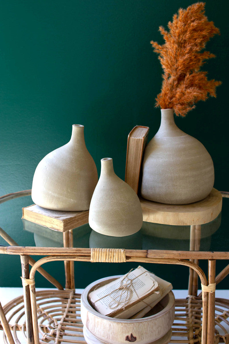 Set Of 3 Clay Teardrop Bud Vases