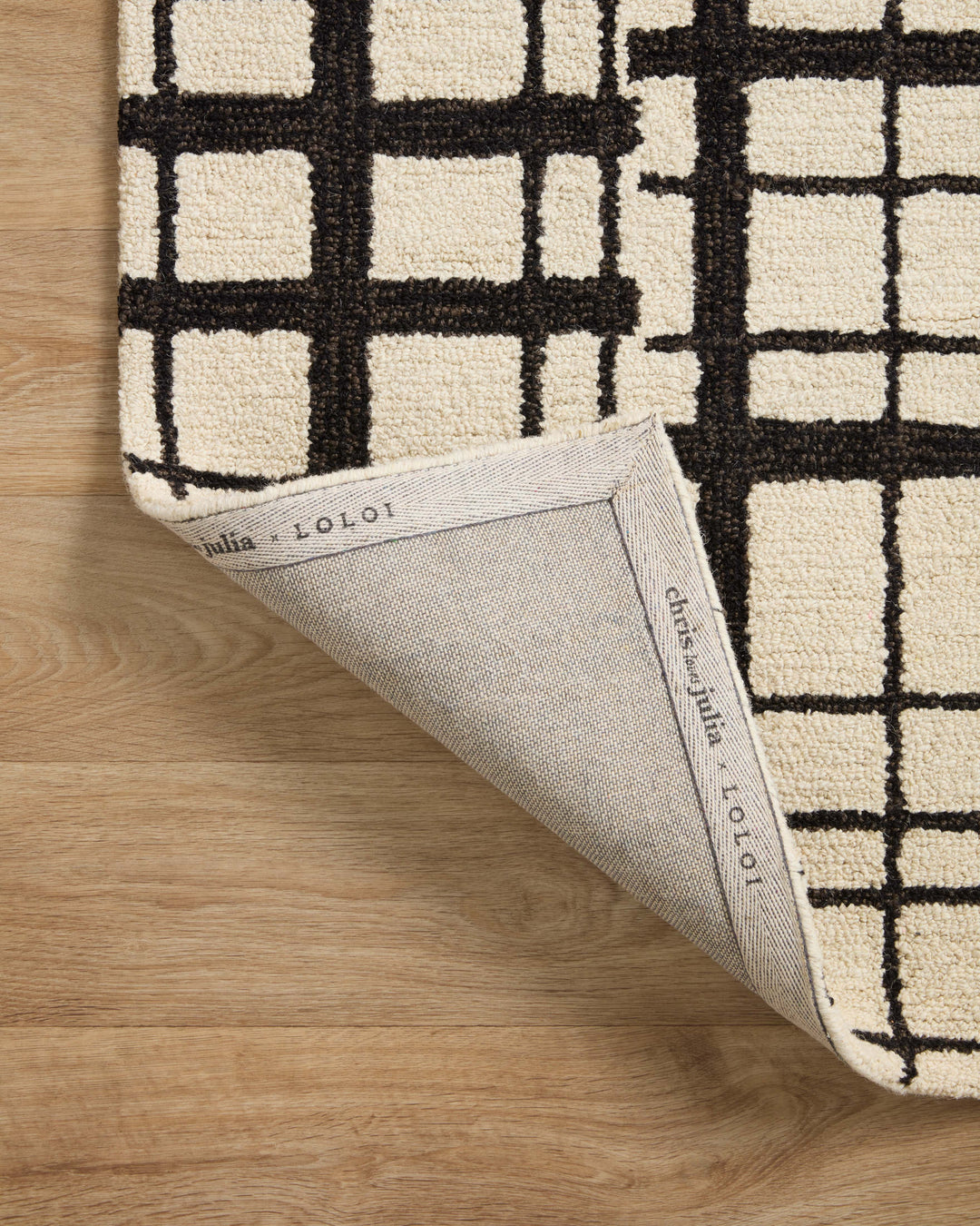 Chris Loves Julia x Loloi  Polly Black / Ivory Area Rug (POL-02)