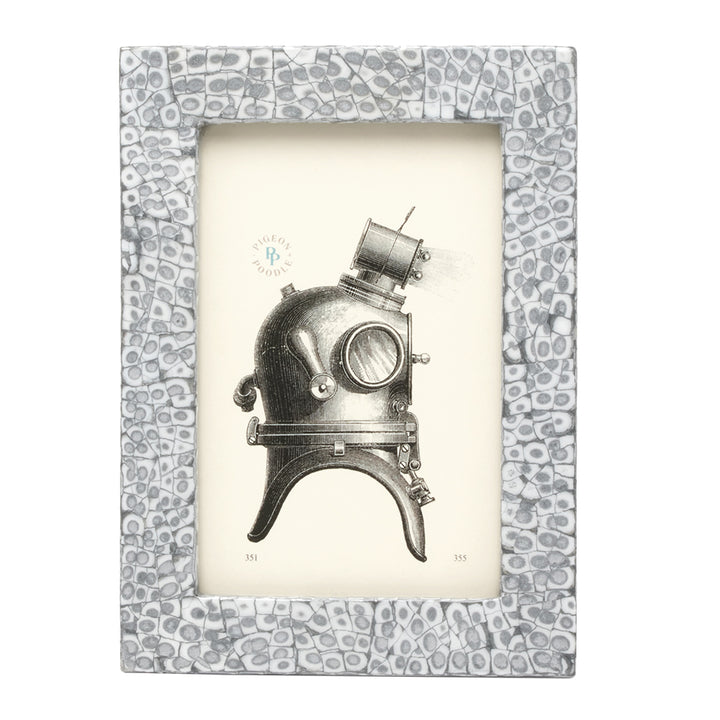 Westport Lacquered Eggshell Picture Frames (Silver/White)