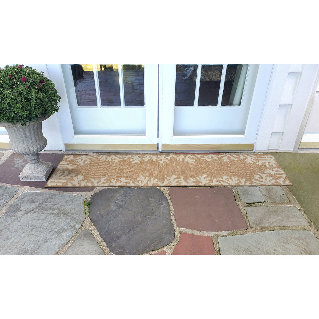 Liora Manne Capri Coral Border Indoor/Outdoor Rug Neutral