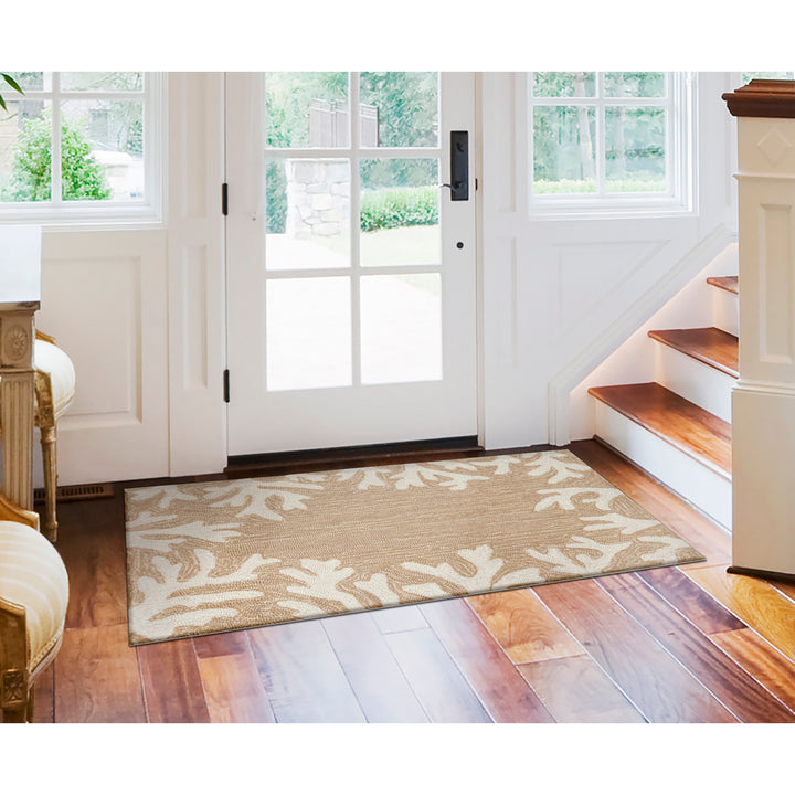 Liora Manne Capri Coral Border Indoor/Outdoor Rug Neutral