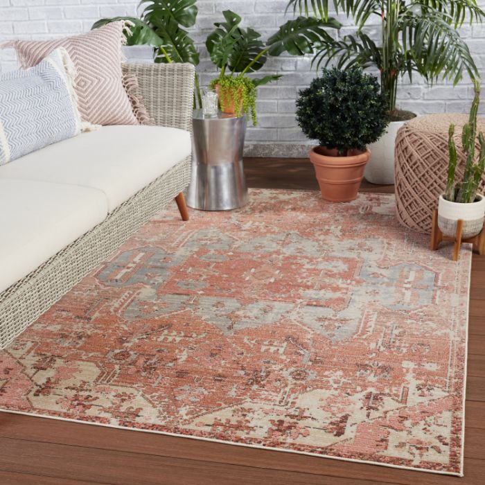 Vibe by Jaipur Living Priyah Indoor/ Outdoor Medallion Pink/ Gray Area Rug (SWOON - SWO09)