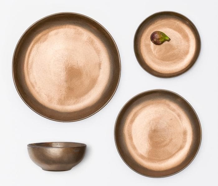 Jacqueline Antiqued Stoneware Dinnerware