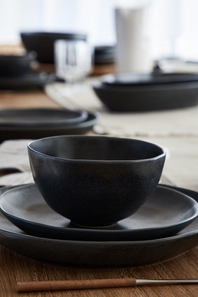 Black stoneware outlet dinnerware